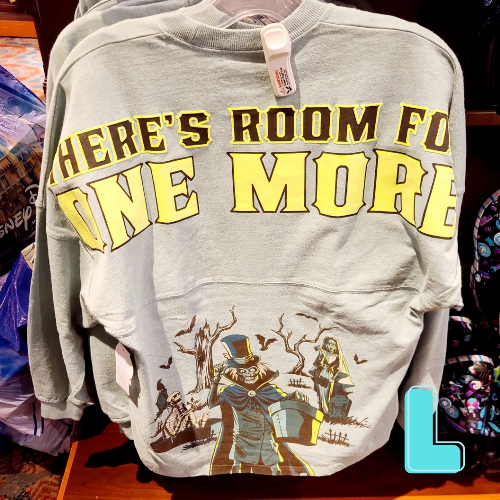 Haunted Mansion Spirit Jersey Hatbox Ghost SIZE L - New 2023 Disney Parks